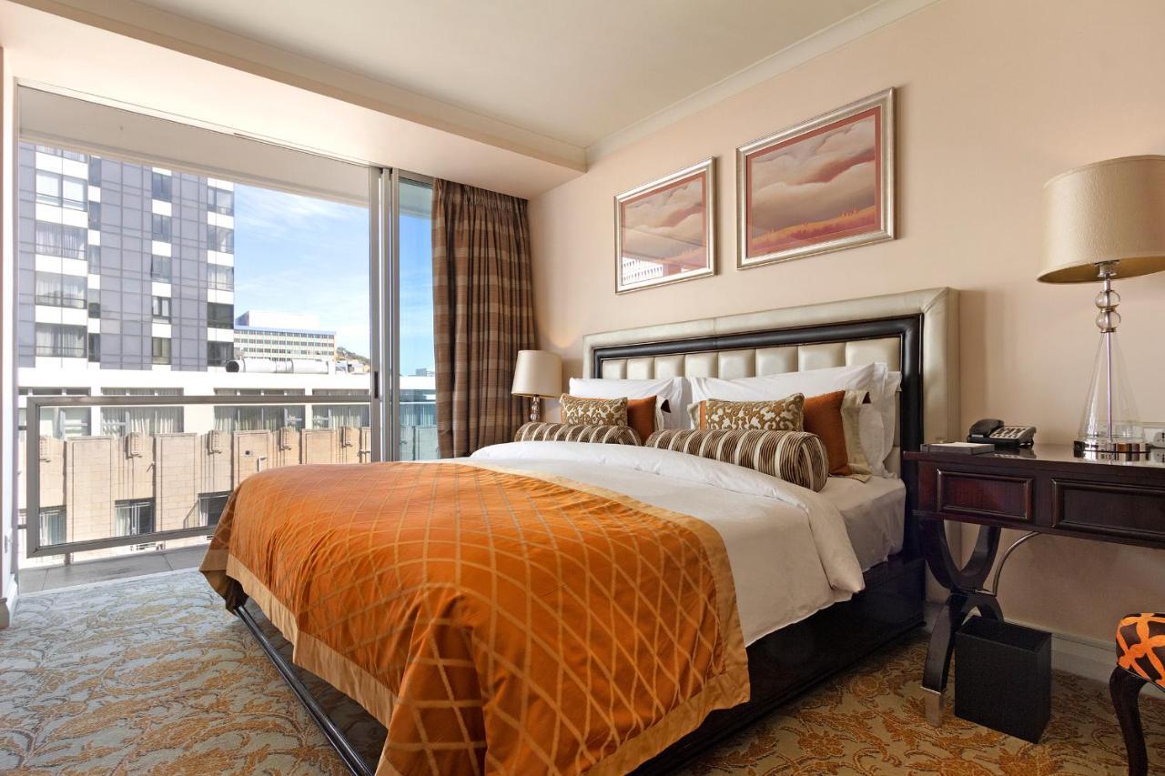Taj - Luxury 5 Star - Very Spacious With Kitchenette, Lions Head Views Apartment
