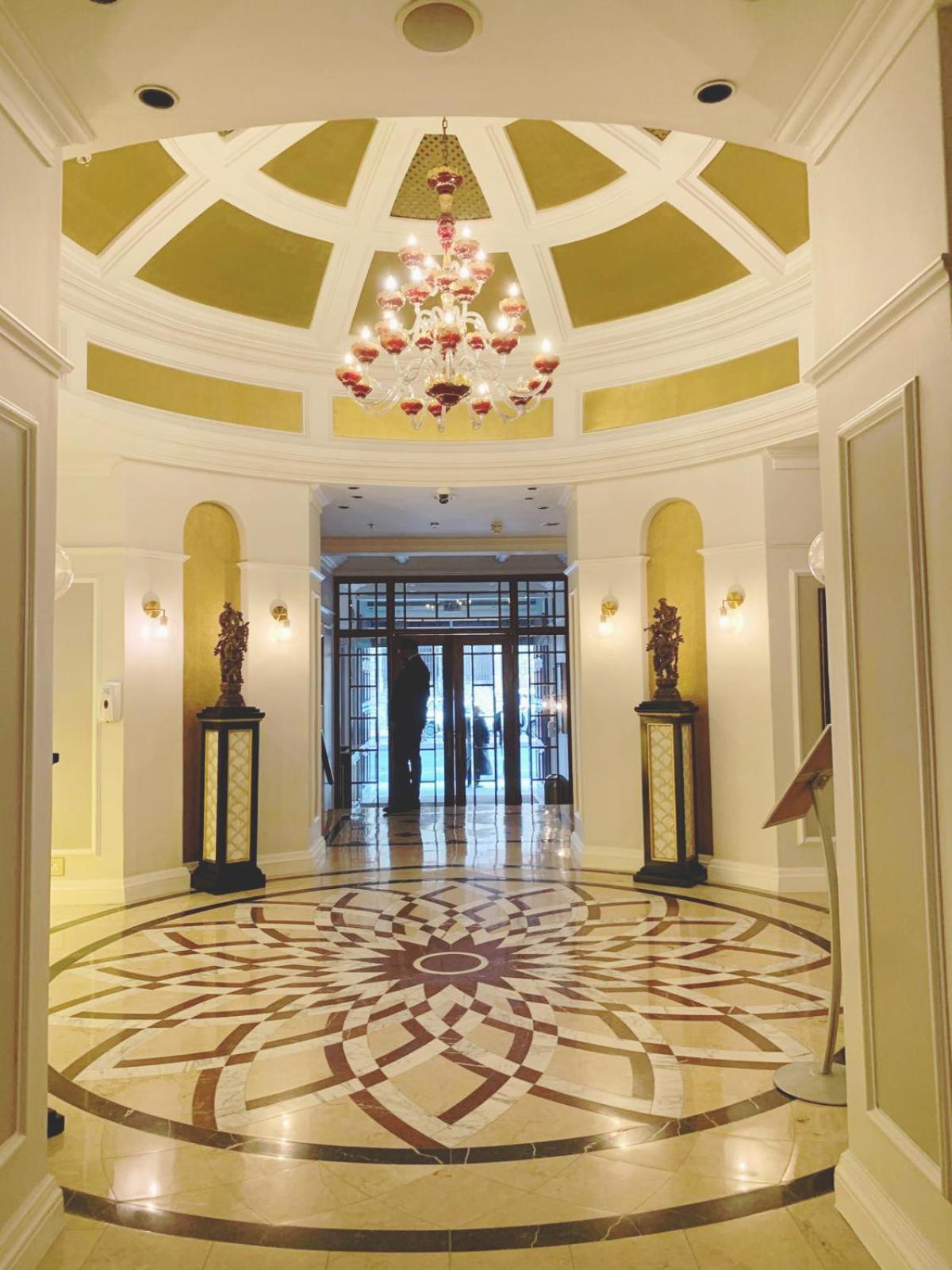 Taj - Luxury 5 Star - Very Spacious With Kitchenette, Lions Head Views Apartment